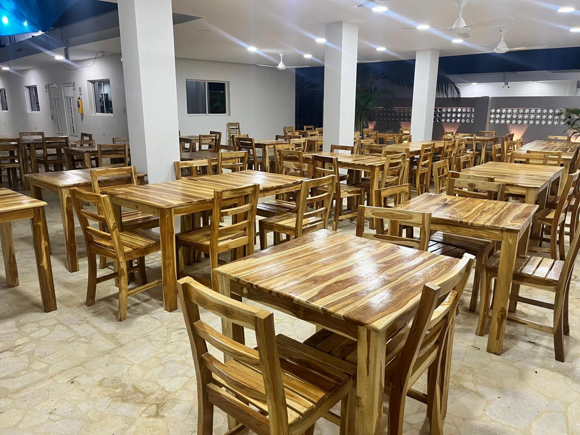 Hotel Playarena Coveñas Екстериор снимка